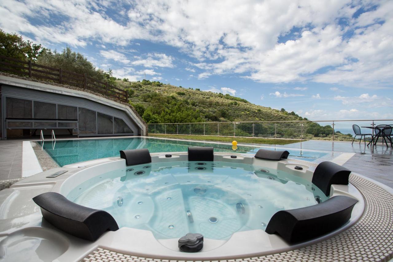 Calabrialcubo Agriturismo Ночера-Теринезе Экстерьер фото